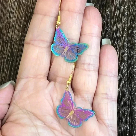 Petite Butterfly Oilslick Gold Handmade Filigree Earrings - Picture 1 of 3